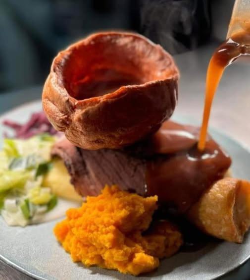 Gilpin Bridge Inn Levens Esterno foto